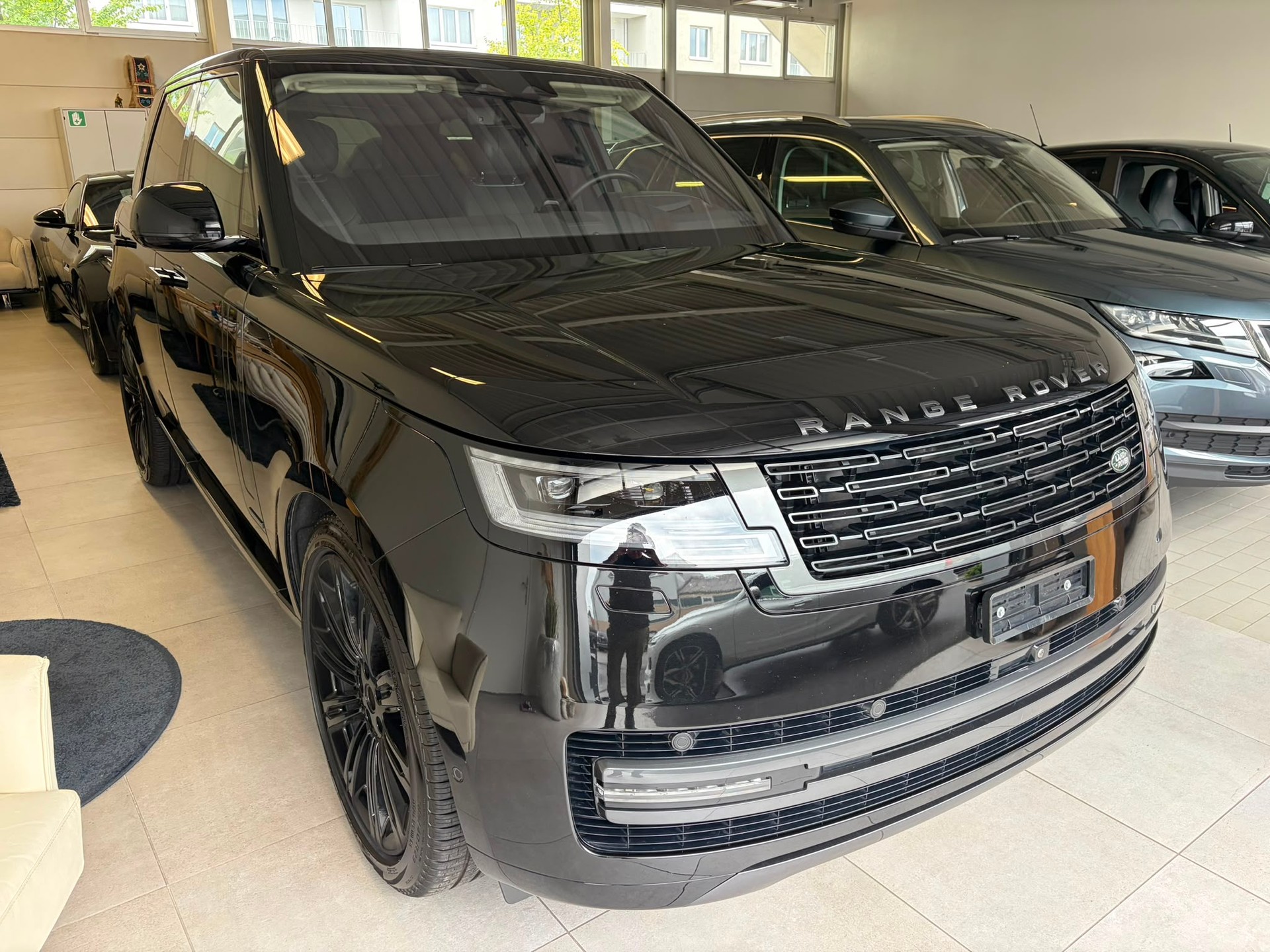 LAND ROVER Range Rover P530 4.4 V8 Autobiography Automatic-image-4