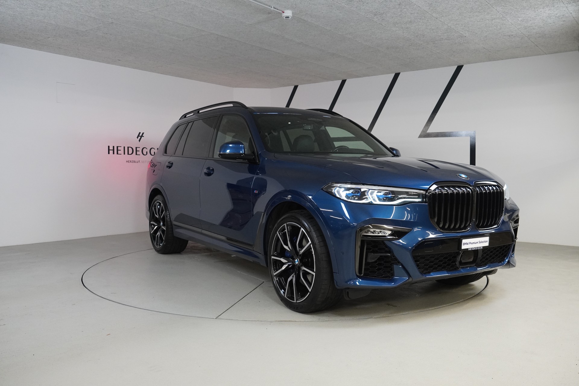 BMW X7 xDrive 48V 40d Steptronic-showroom-element-2