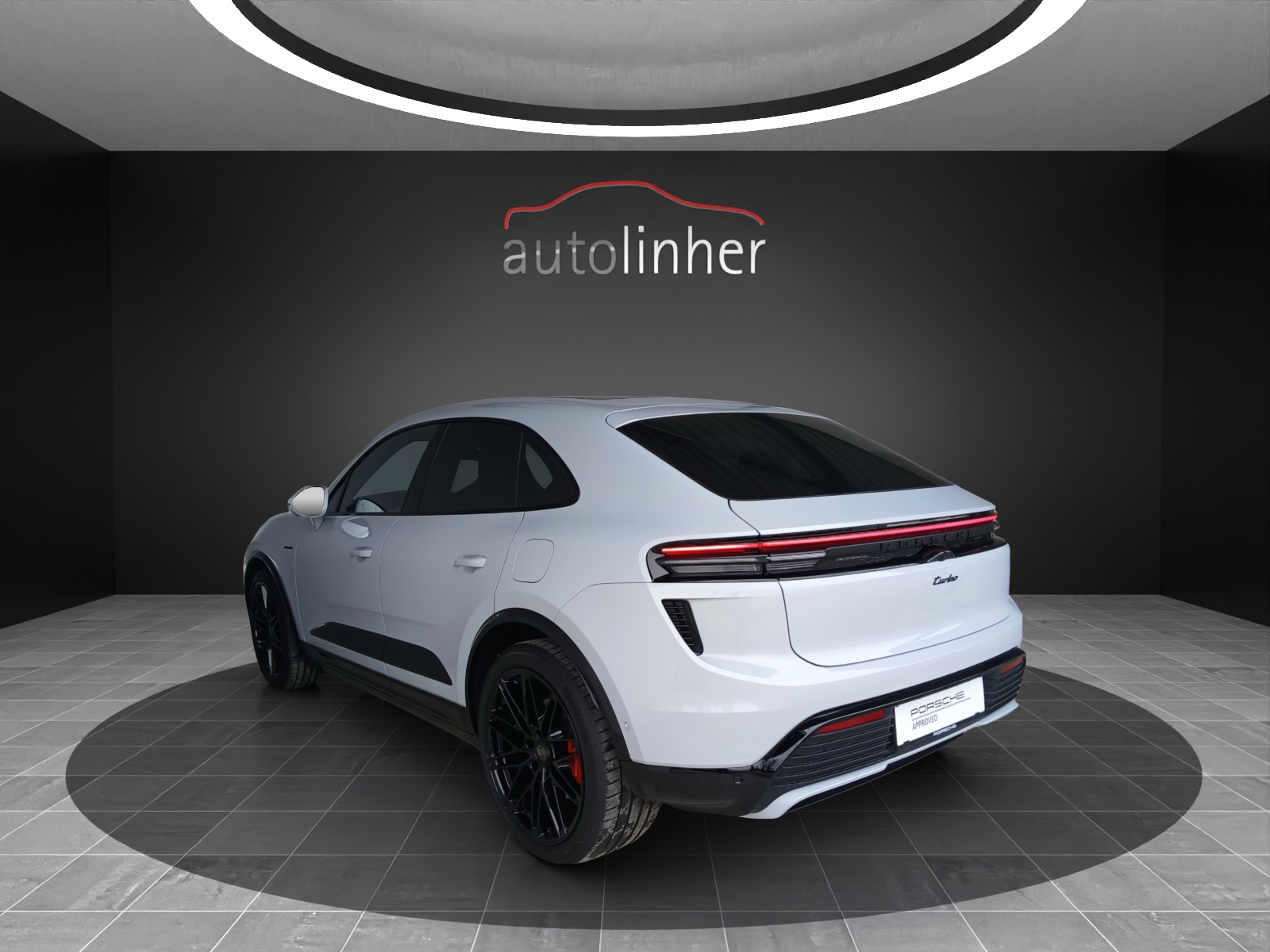 PORSCHE Macan Turbo 100kWh-showroom-element-2