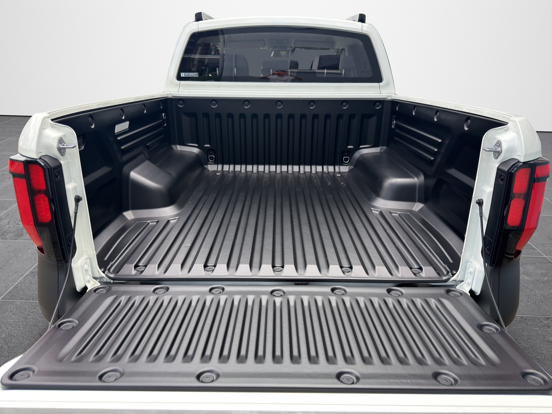 KGM-SsangYong Grand Musso 2.2 e-XDI Titanium-image-11