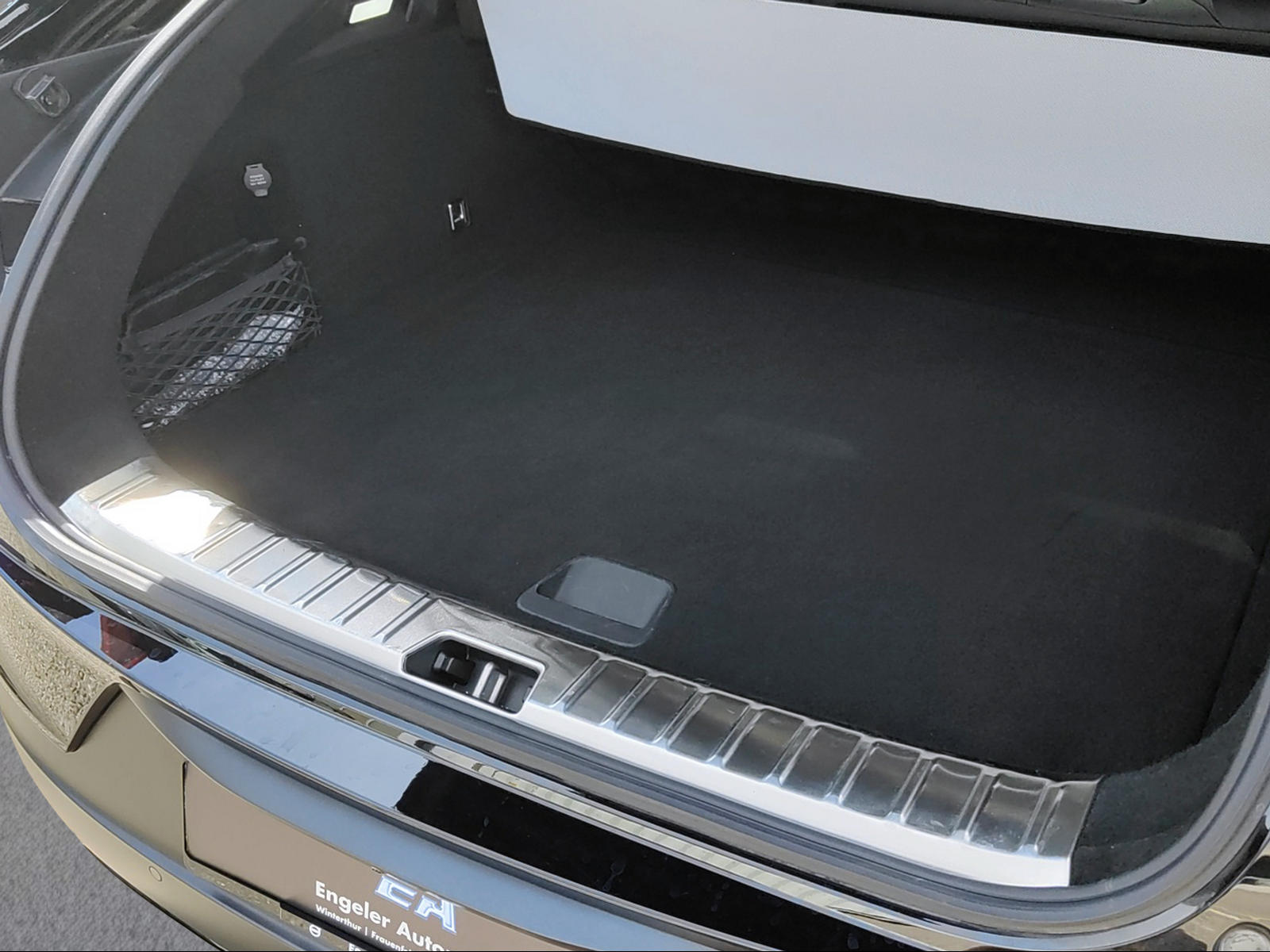 POLESTAR 4 Long Range Dual Motor-image-17