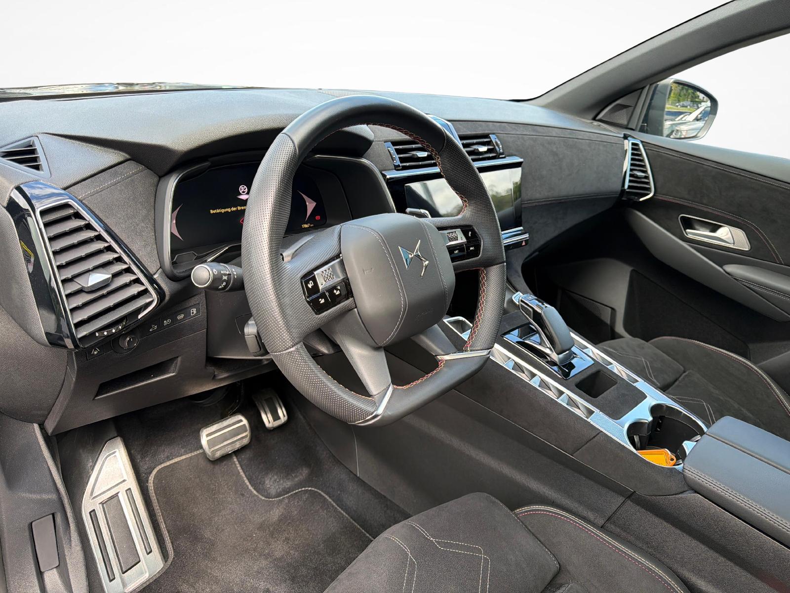 DS AUTOMOBILES 7 1.6 E-Tense Pallas 4x4-showroom-element-3