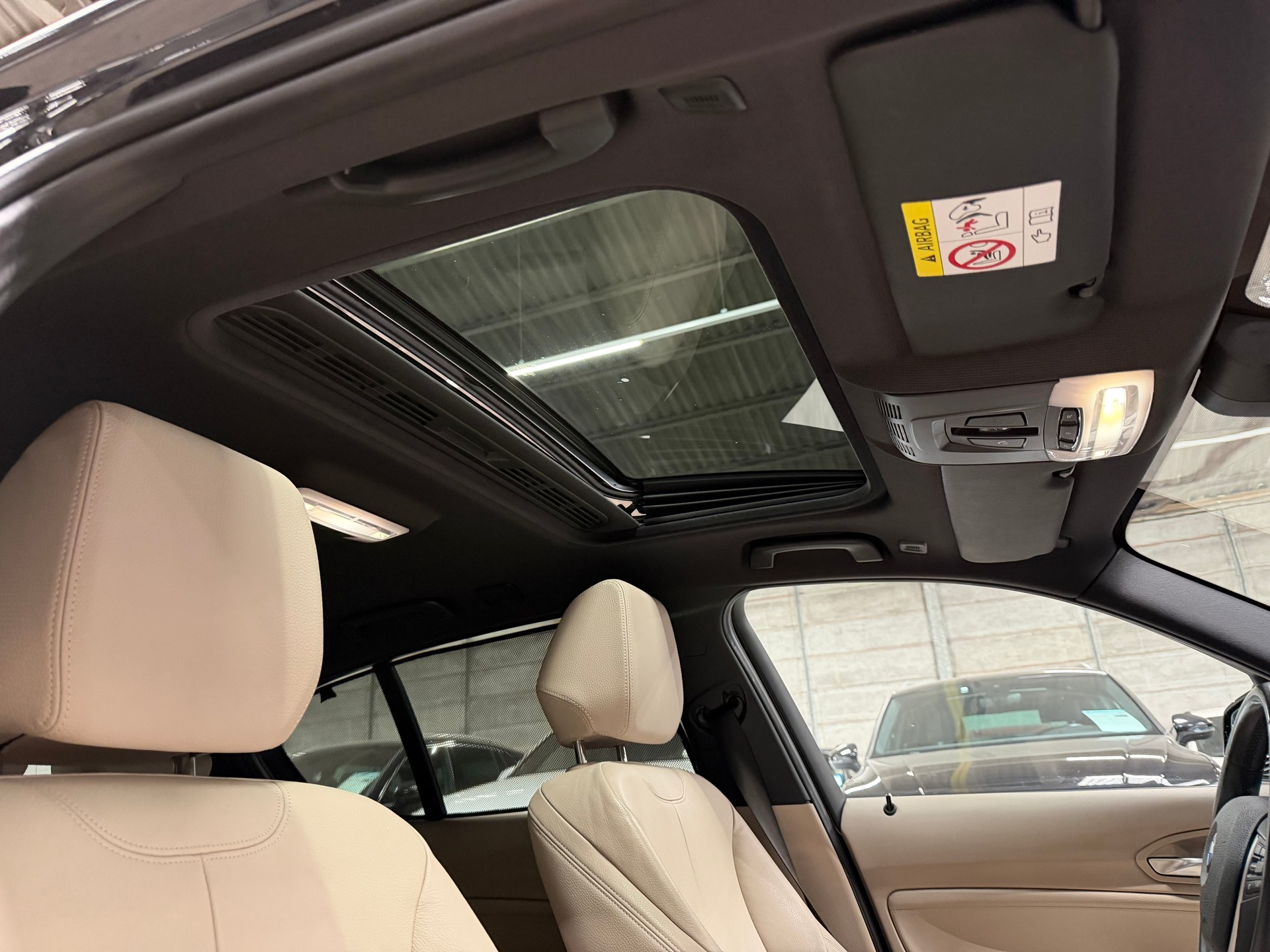BMW M135i xDrive Steptronic-image-20