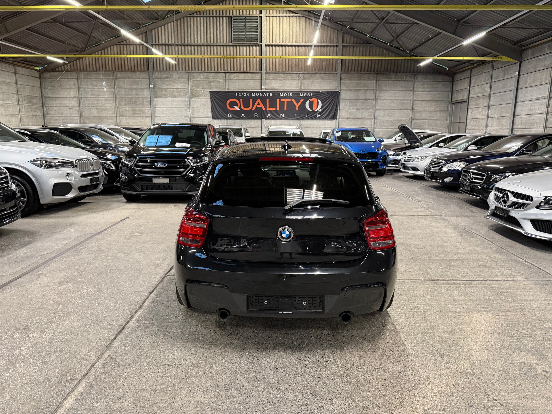 BMW M135i xDrive Steptronic-image-5