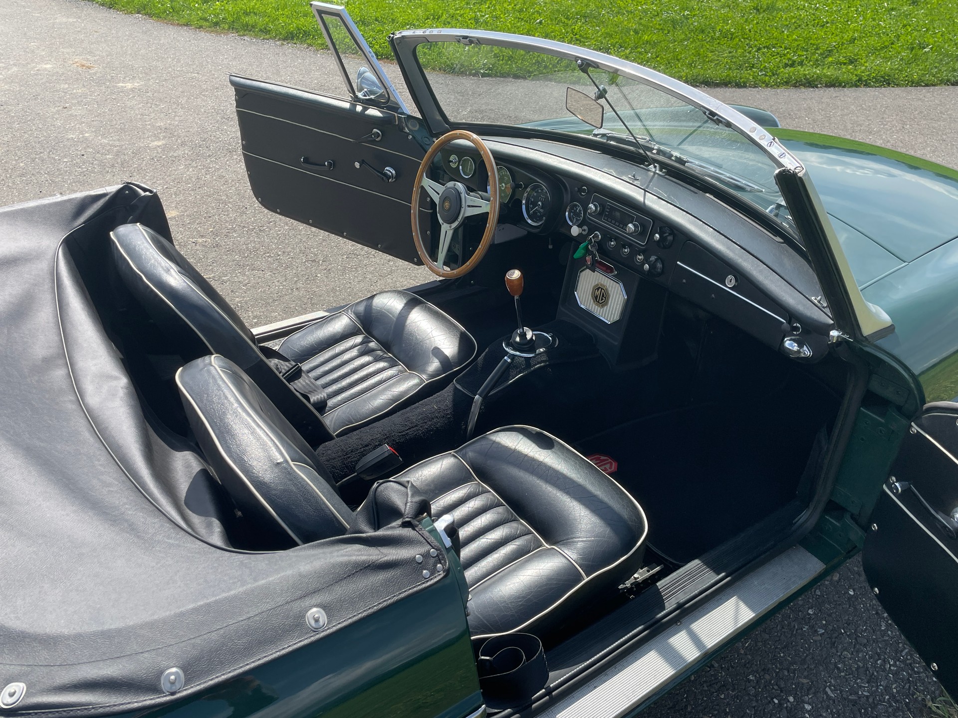 MG MG B Roadster MKI-image-11