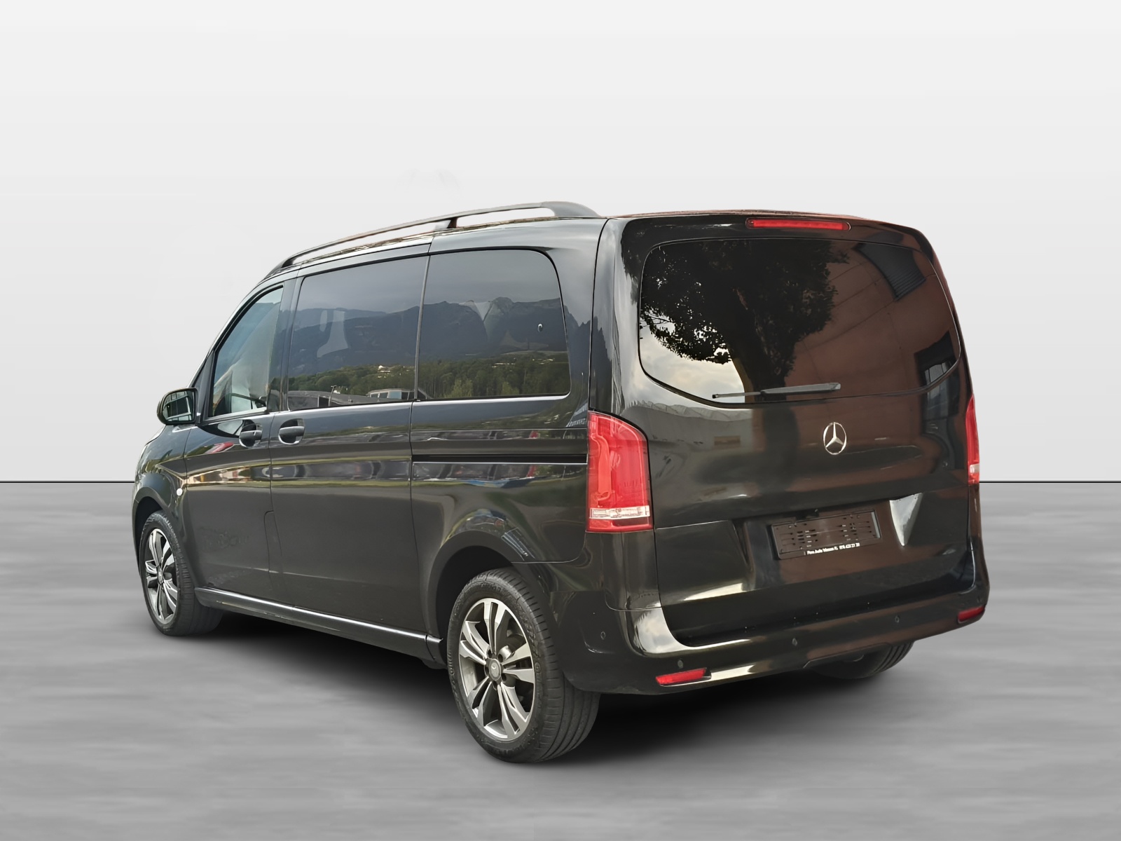 MERCEDES-BENZ Vito 124 CDI Select Tourer 4Matic 9G-Tronic | 8-Plätzer-showroom-element-2