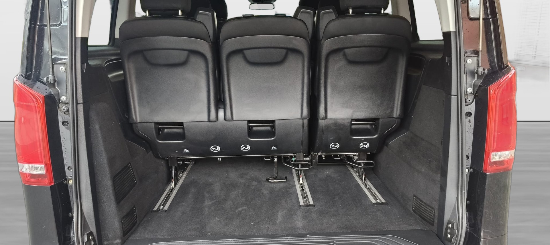 MERCEDES-BENZ Vito 124 CDI Select Tourer 4Matic 9G-Tronic | 8-Plätzer-showroom-element-3