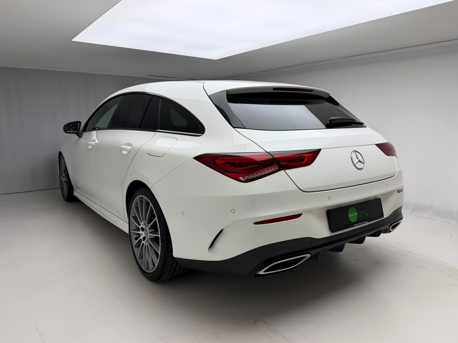 MERCEDES-BENZ CLA Shooting Brake 220 d 4Matic AMG Line-showroom-element-3