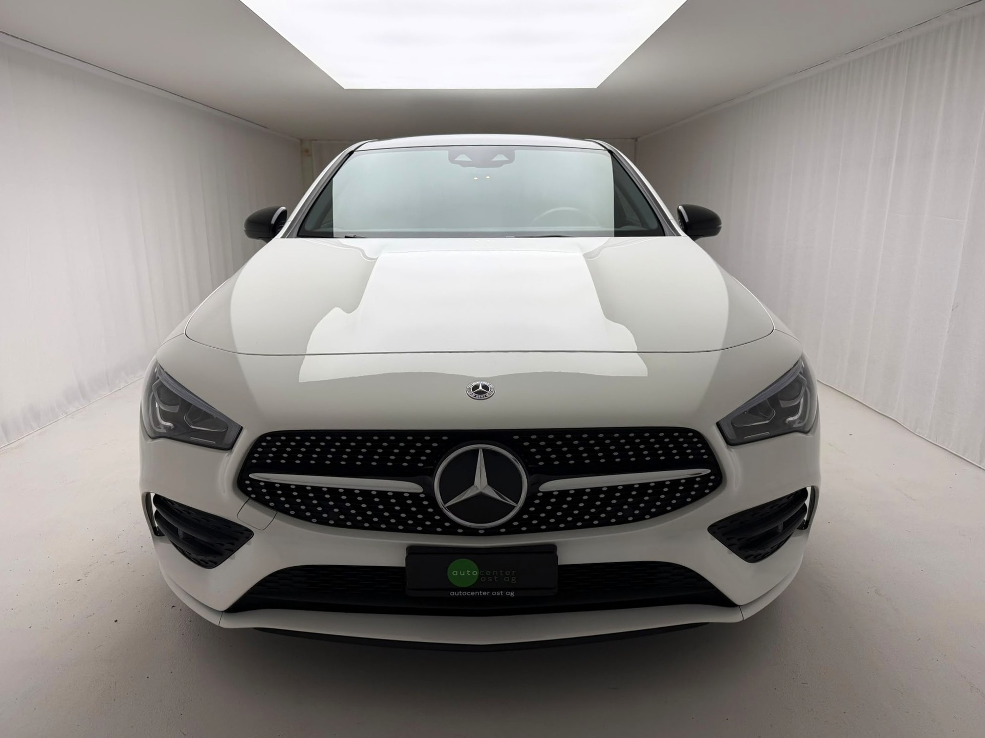 MERCEDES-BENZ CLA Shooting Brake 220 d 4Matic AMG Line-image-4