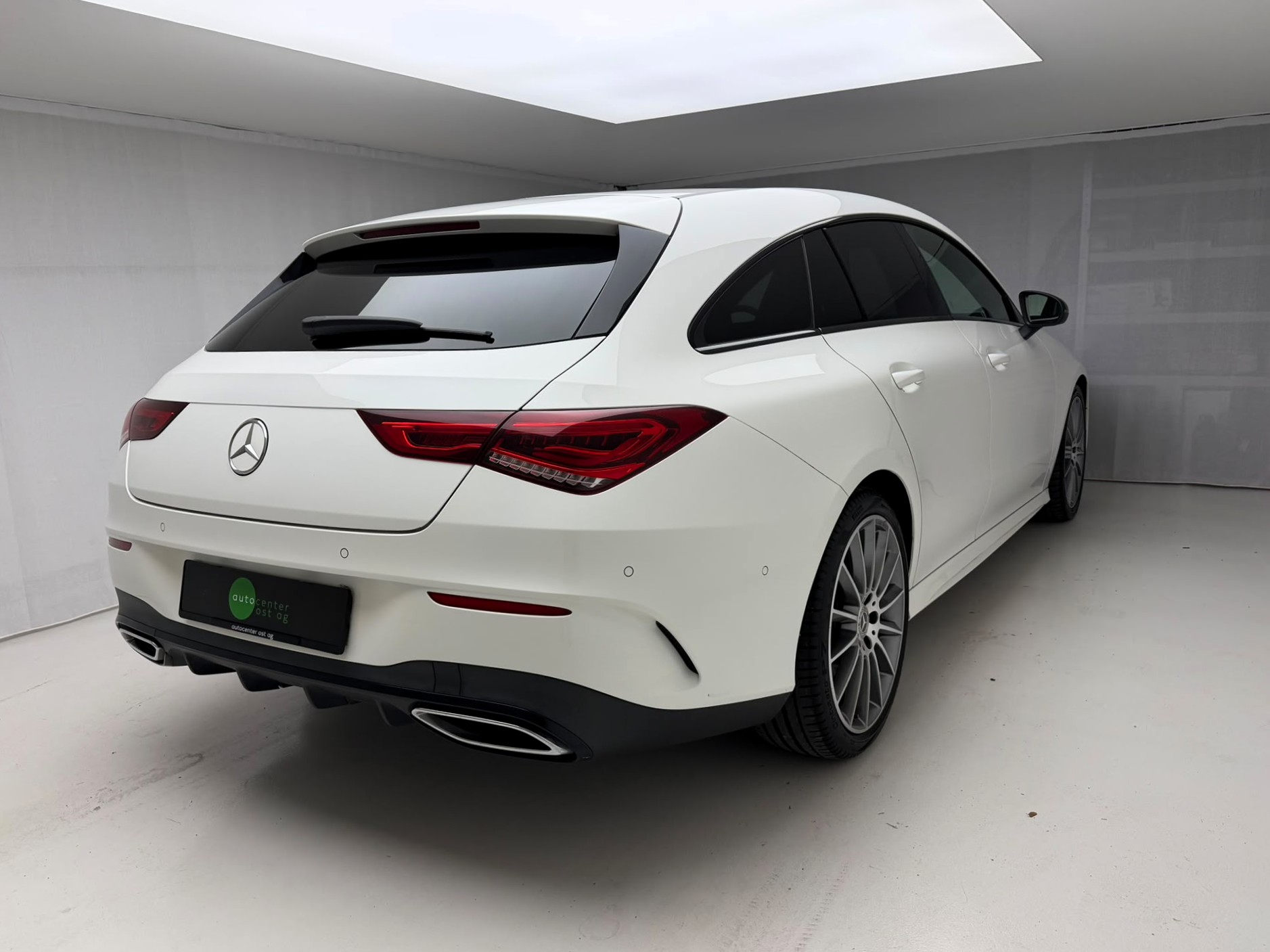 MERCEDES-BENZ CLA Shooting Brake 220 d 4Matic AMG Line-showroom-element-2