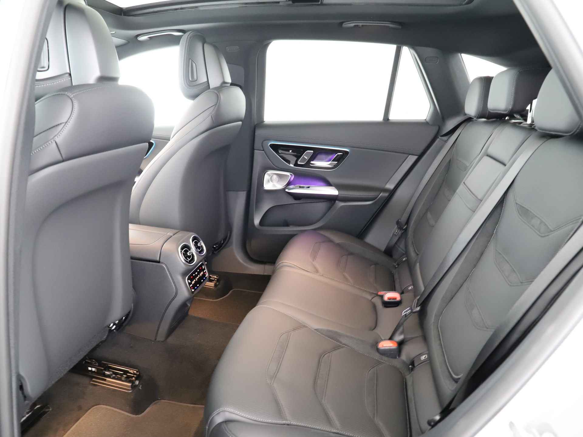 MERCEDES-BENZ GLC 53 AMG 4Matic+ 9G-Tro-image-9