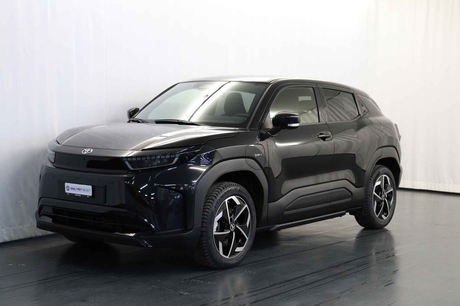 TOYOTA Urban Cruiser Comfort-showroom-element-1