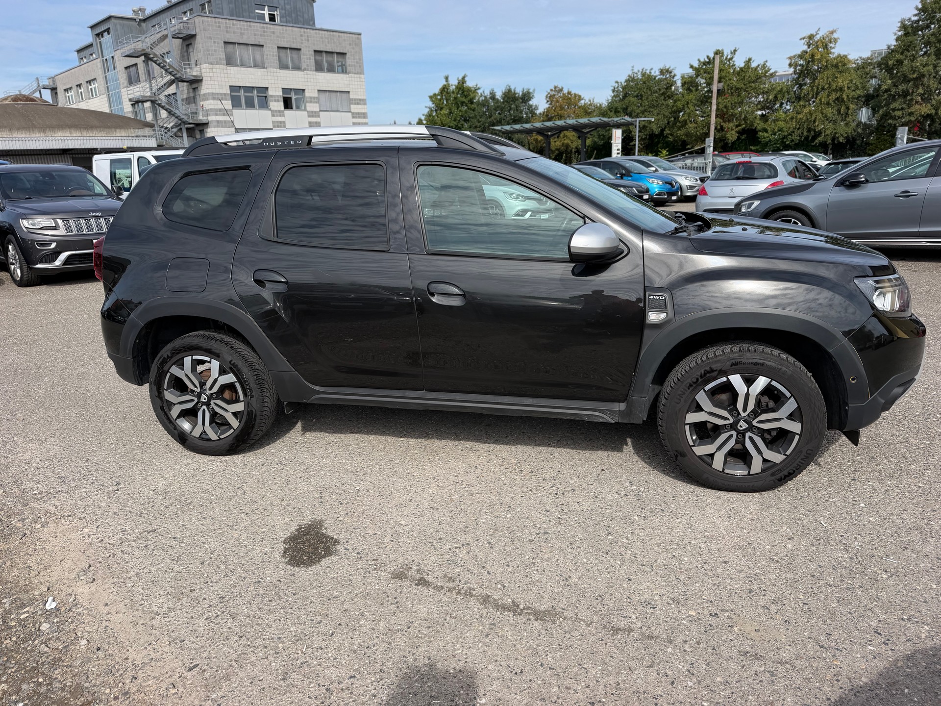 DACIA Duster TCe 150 Extreme 4x4-showroom-element-3