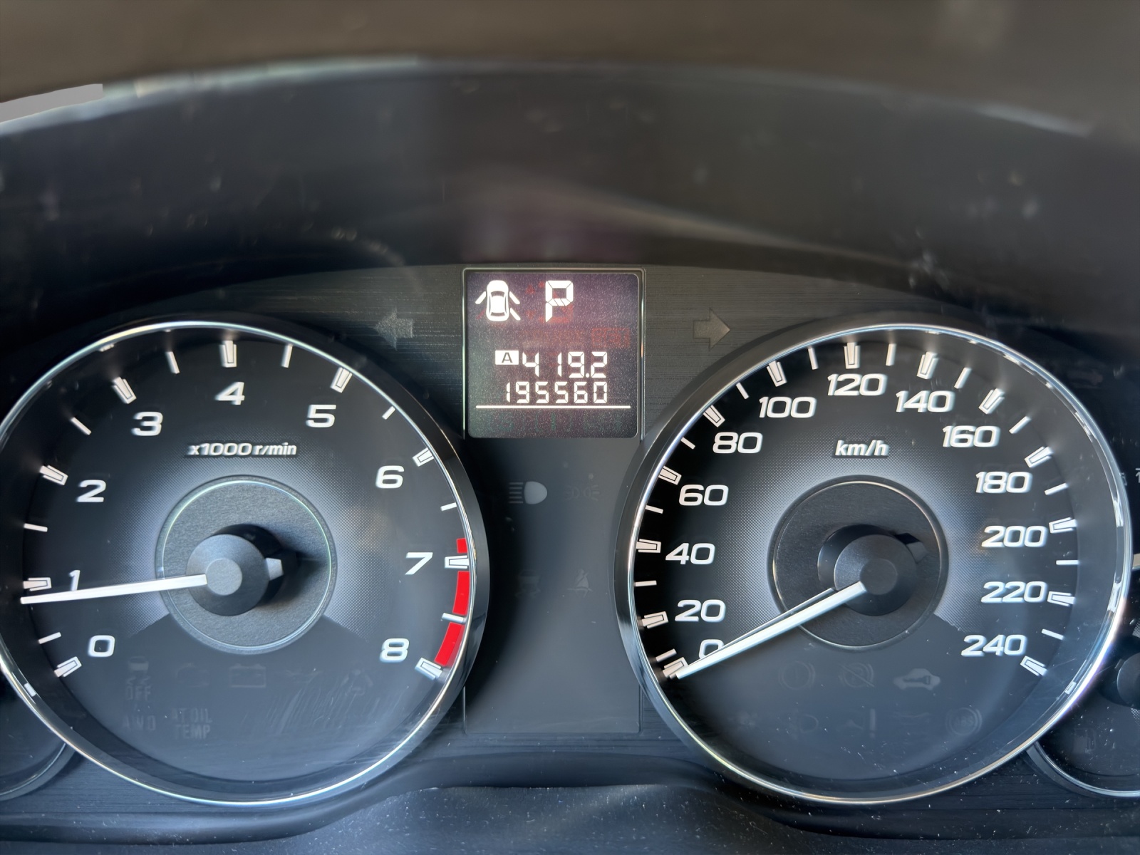 SUBARU Legacy 2.0i Advantage AWD Lineartronic-image-10