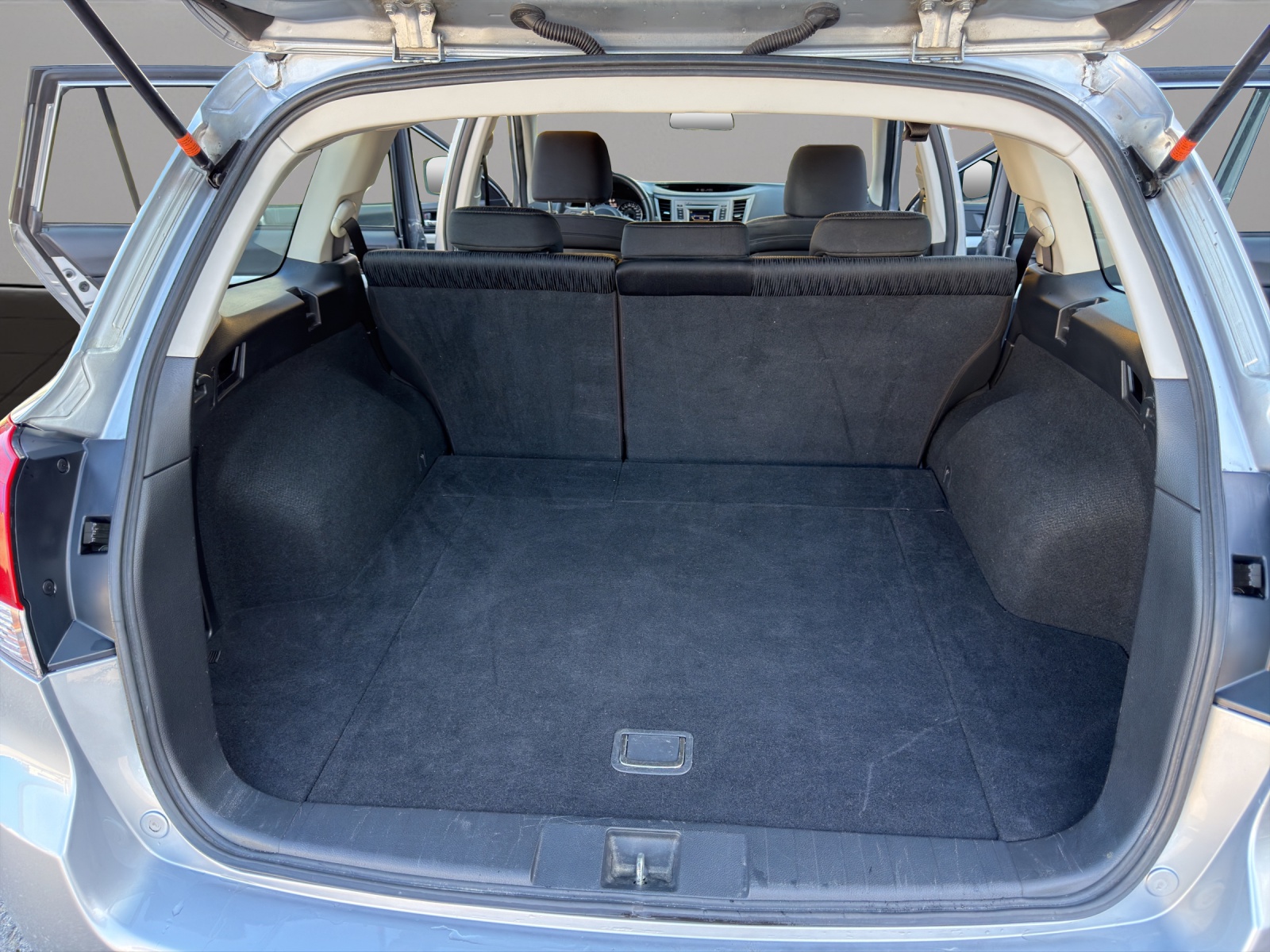 SUBARU Legacy 2.0i Advantage AWD Lineartronic-image-18