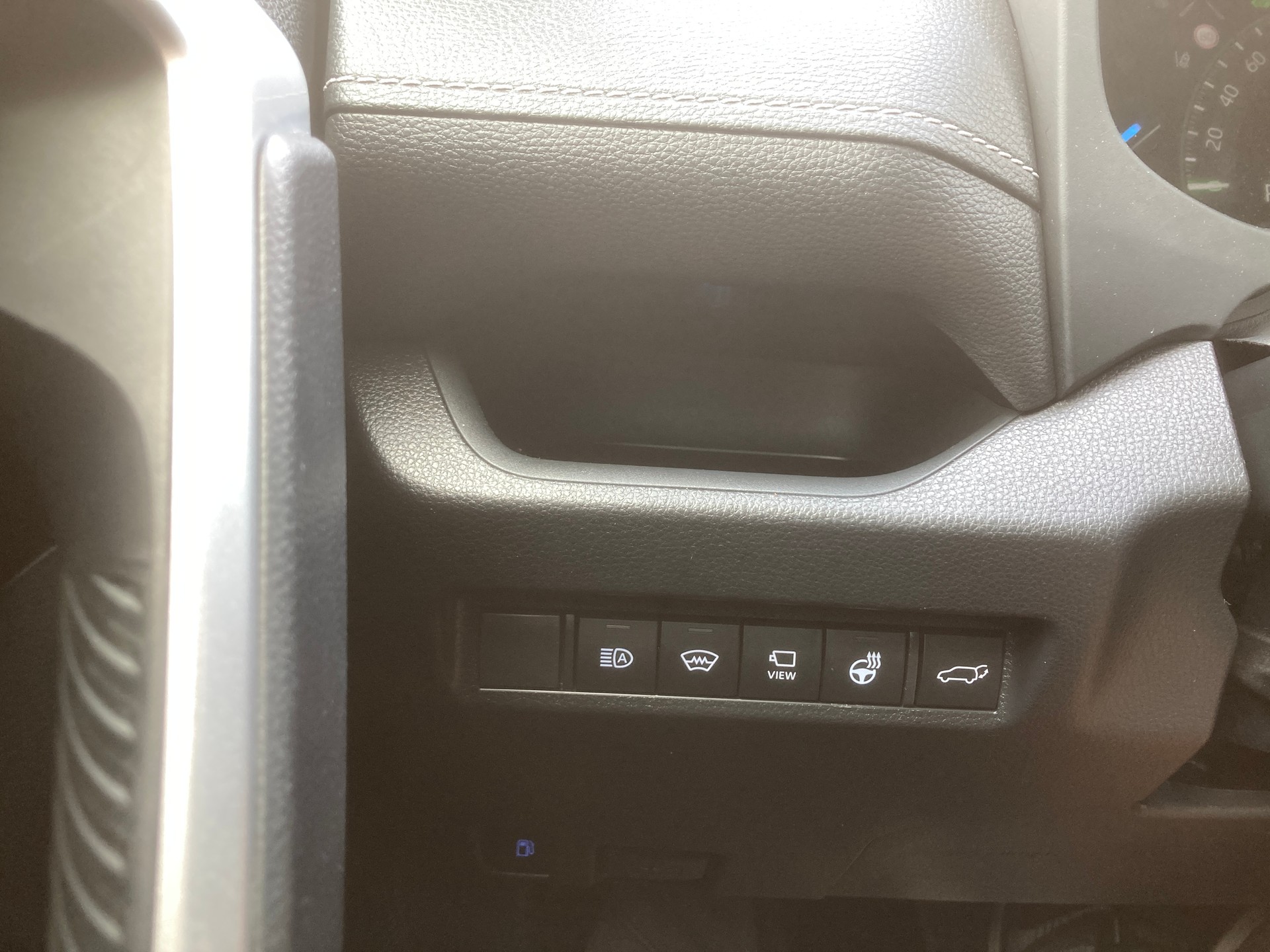 TOYOTA RAV-4 2.5 HSD Premium e-CVT 4WD-image-14