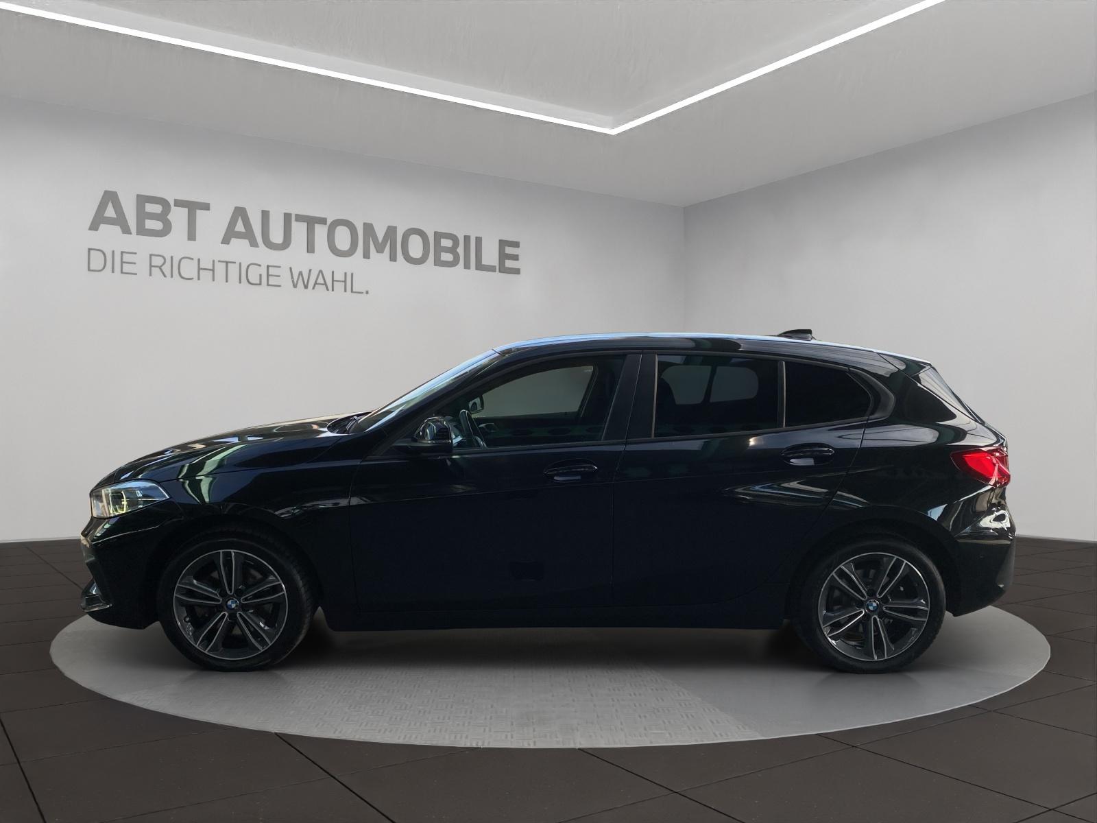 BMW 118i-showroom-element-2
