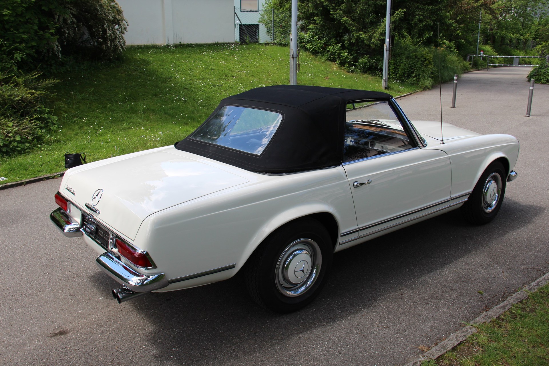MERCEDES-BENZ 230 Pagode-image-14