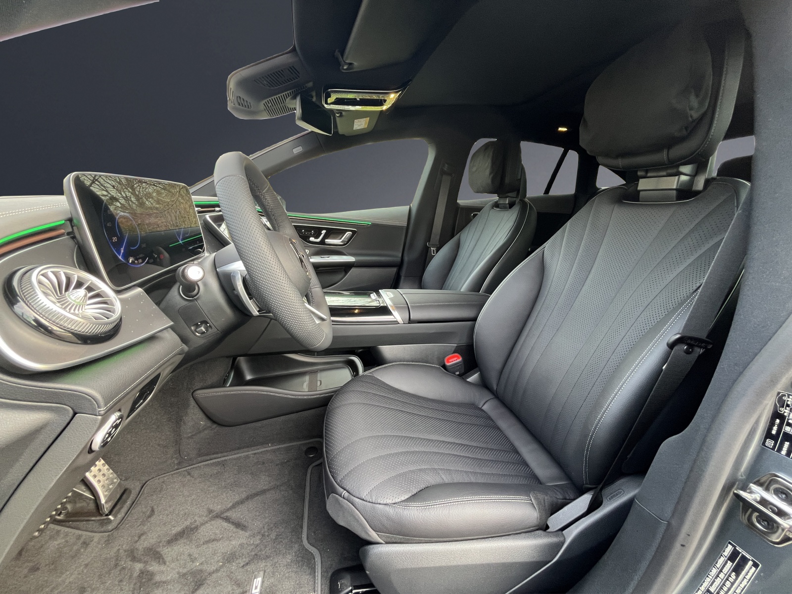 MERCEDES-BENZ EQE 350 4 Matic Exe. Ed.-image-9