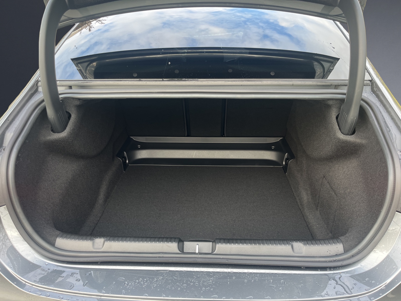 MERCEDES-BENZ EQE 350 4 Matic Exe. Ed.-image-7