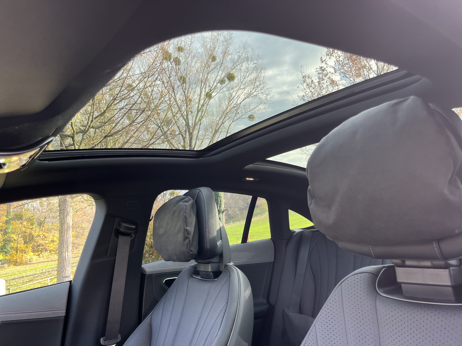 MERCEDES-BENZ EQE 350 4 Matic Exe. Ed.-image-10