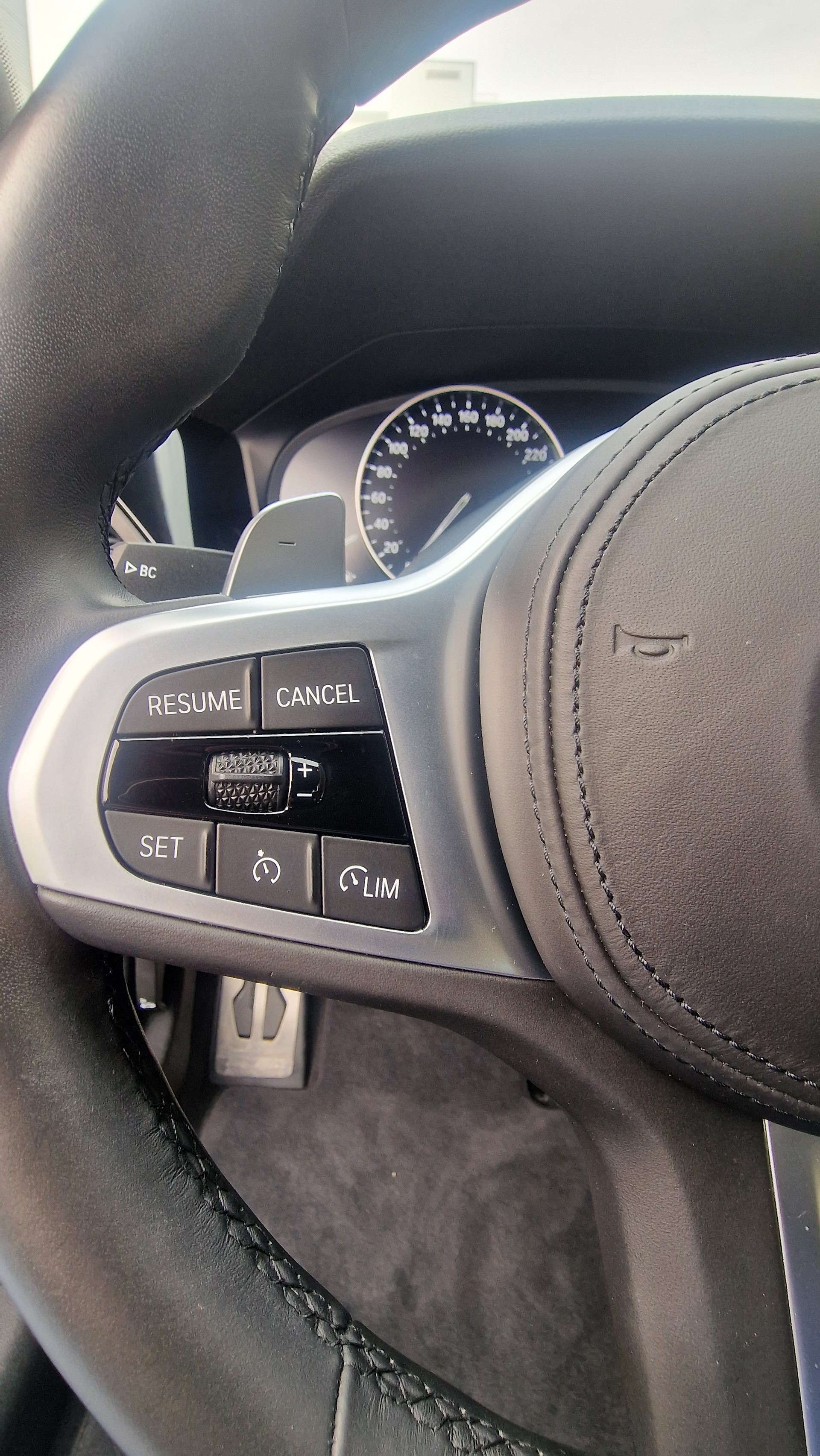 BMW M340i xDrive-image-22