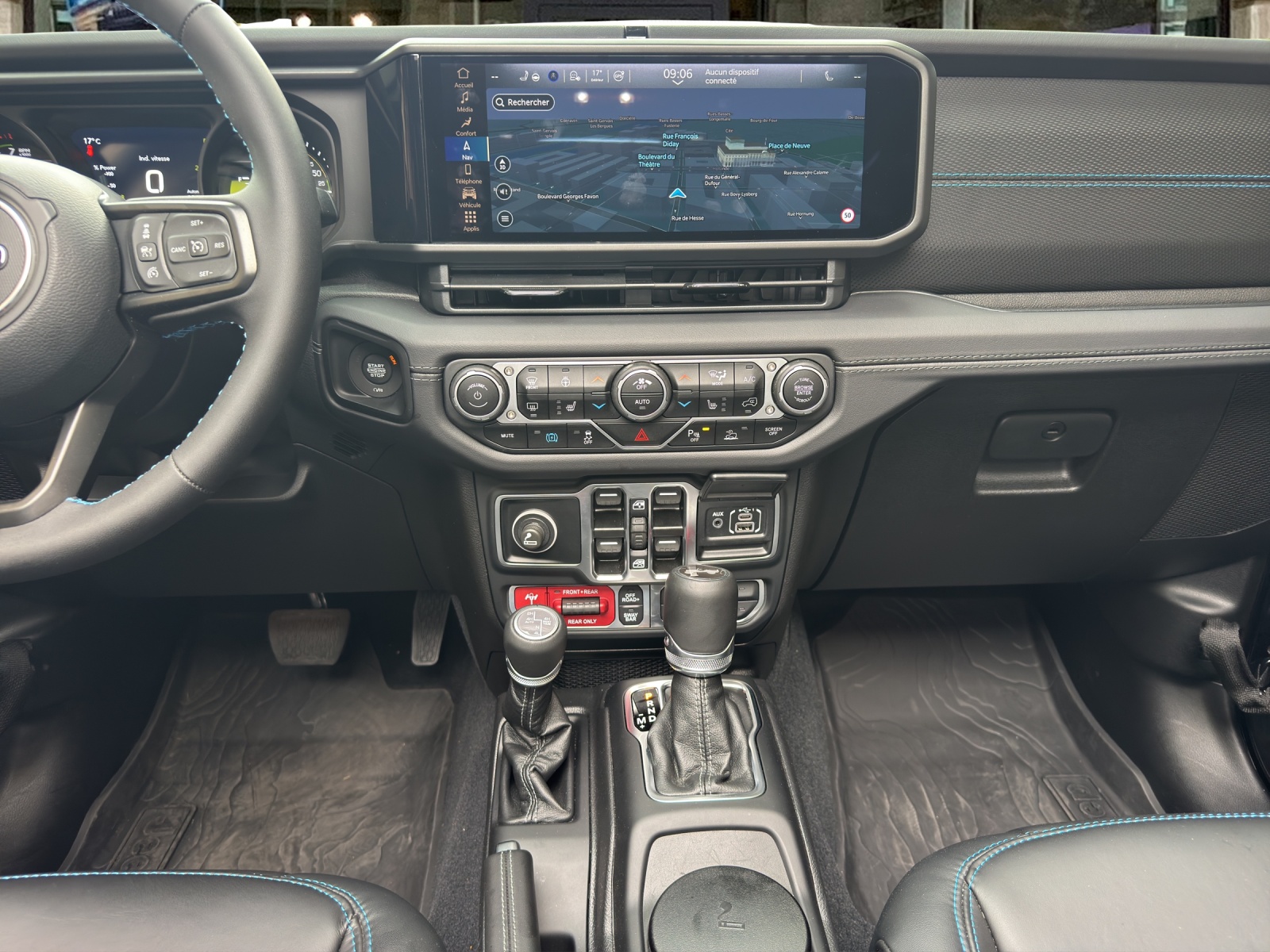 JEEP Wrangler 2.0 PHEV Unlimited Rubicon Automatic Soft Top-image-13