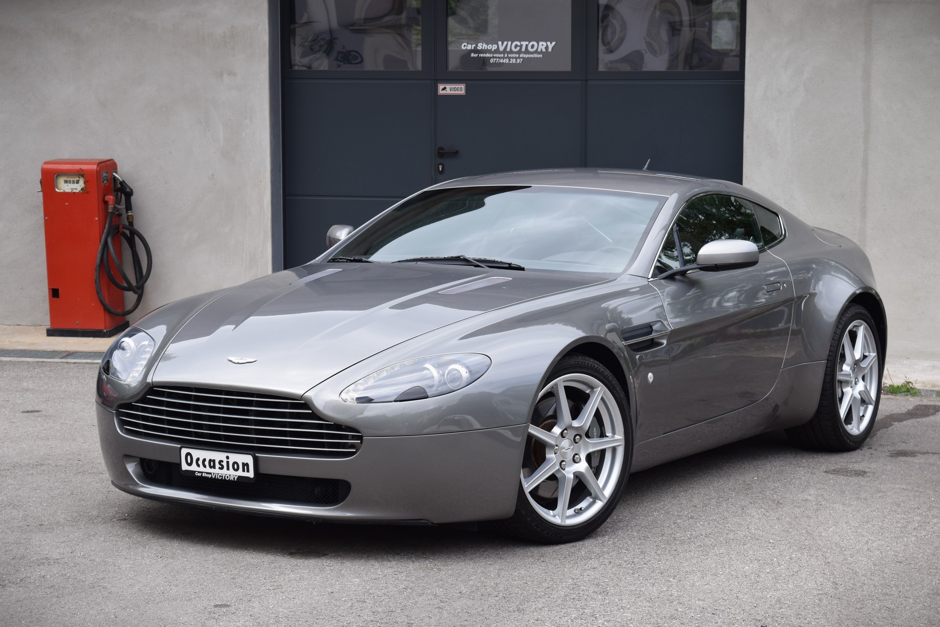 ASTON MARTIN V8 Vantage 4.3