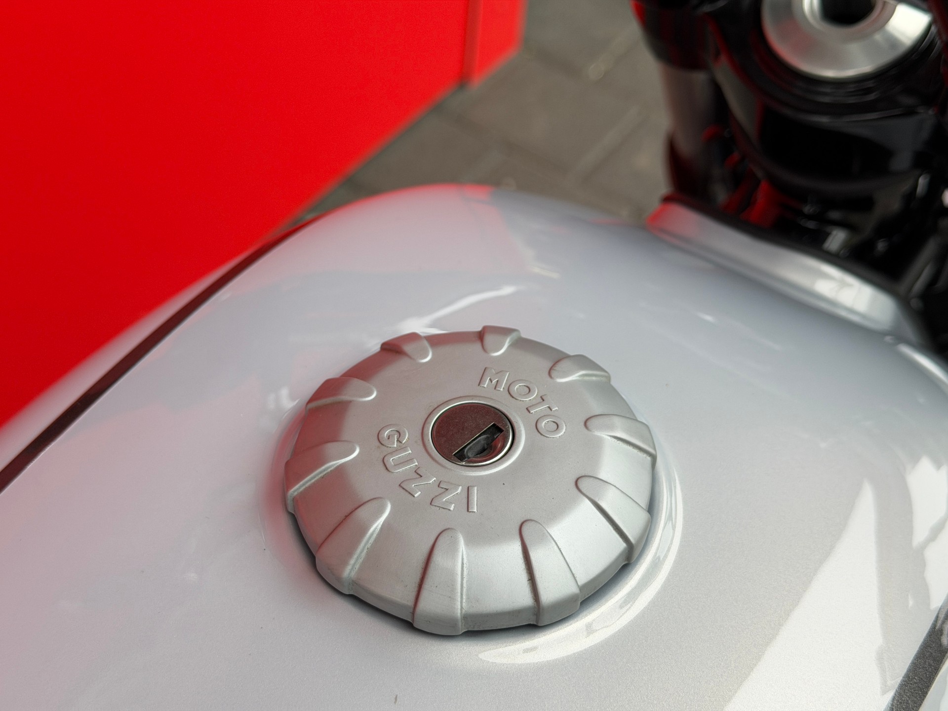 MOTO GUZZI V7 IV 850 Special (35kW)-image-9