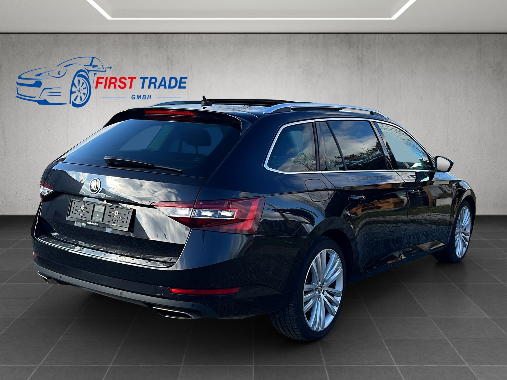 SKODA Superb Combi 2.0 TSI Style DSG 4x4-image-4