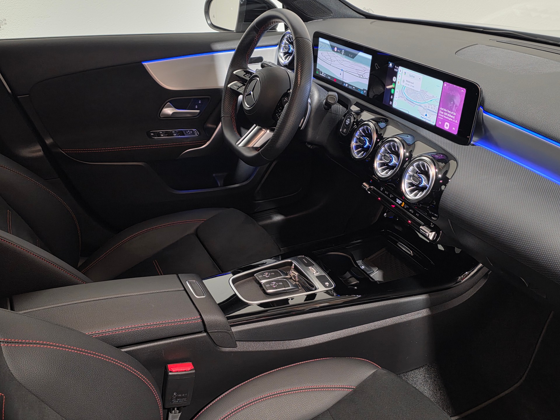 MERCEDES-BENZ A 180 Night Star AMG Line 7G-DCT-image-19
