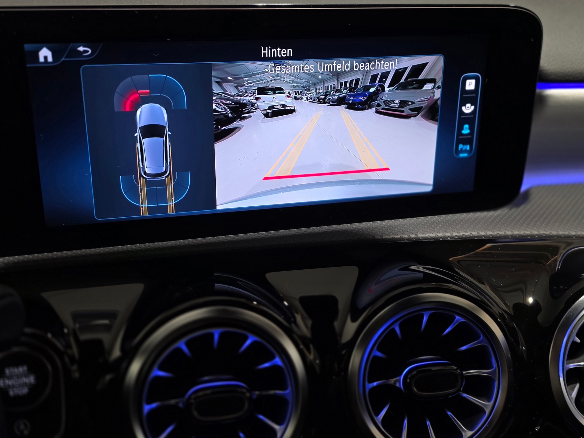 MERCEDES-BENZ A 180 Night Star AMG Line 7G-DCT-image-10