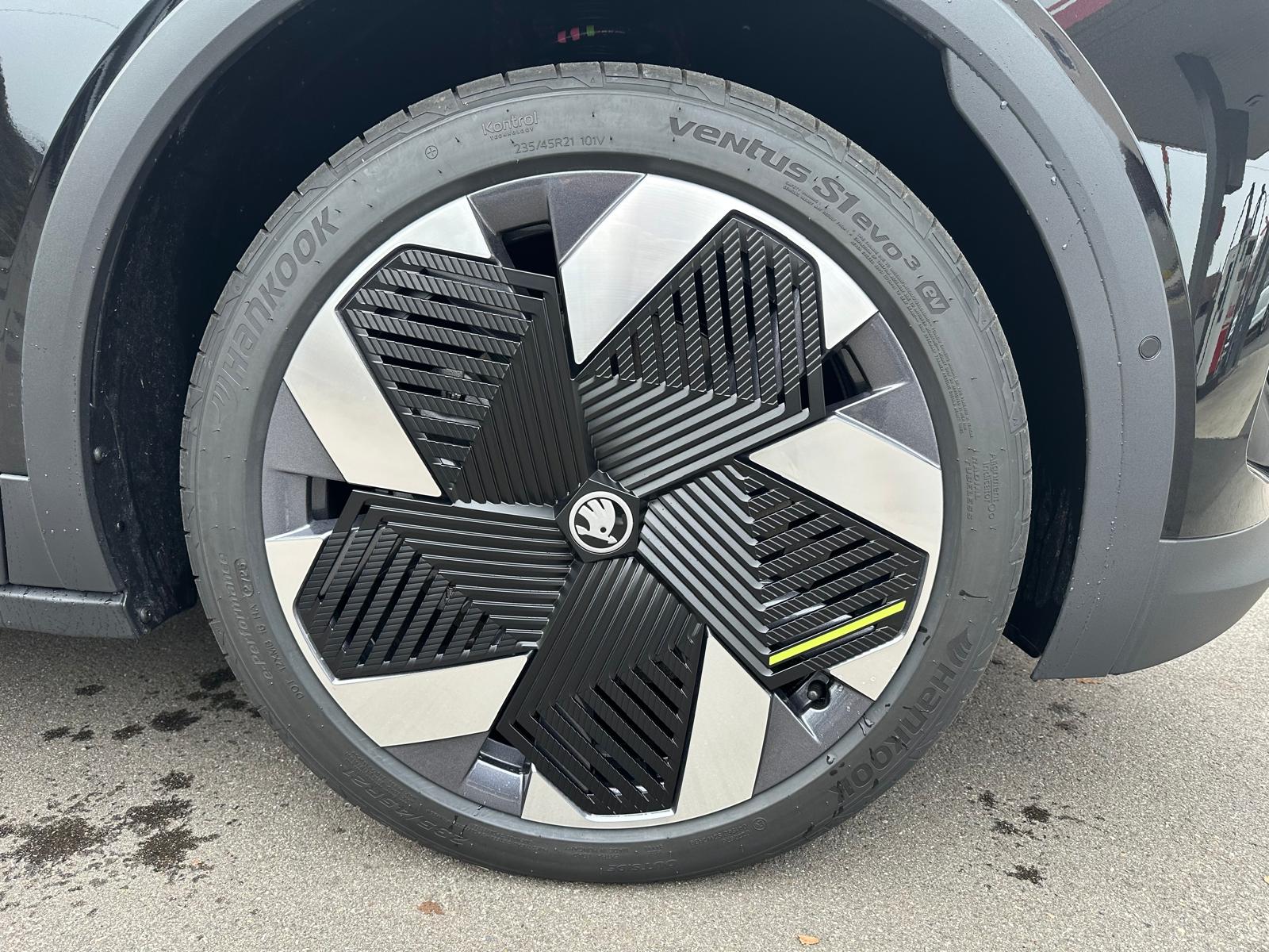 SKODA Elroq 85 RS 4x4-image-5