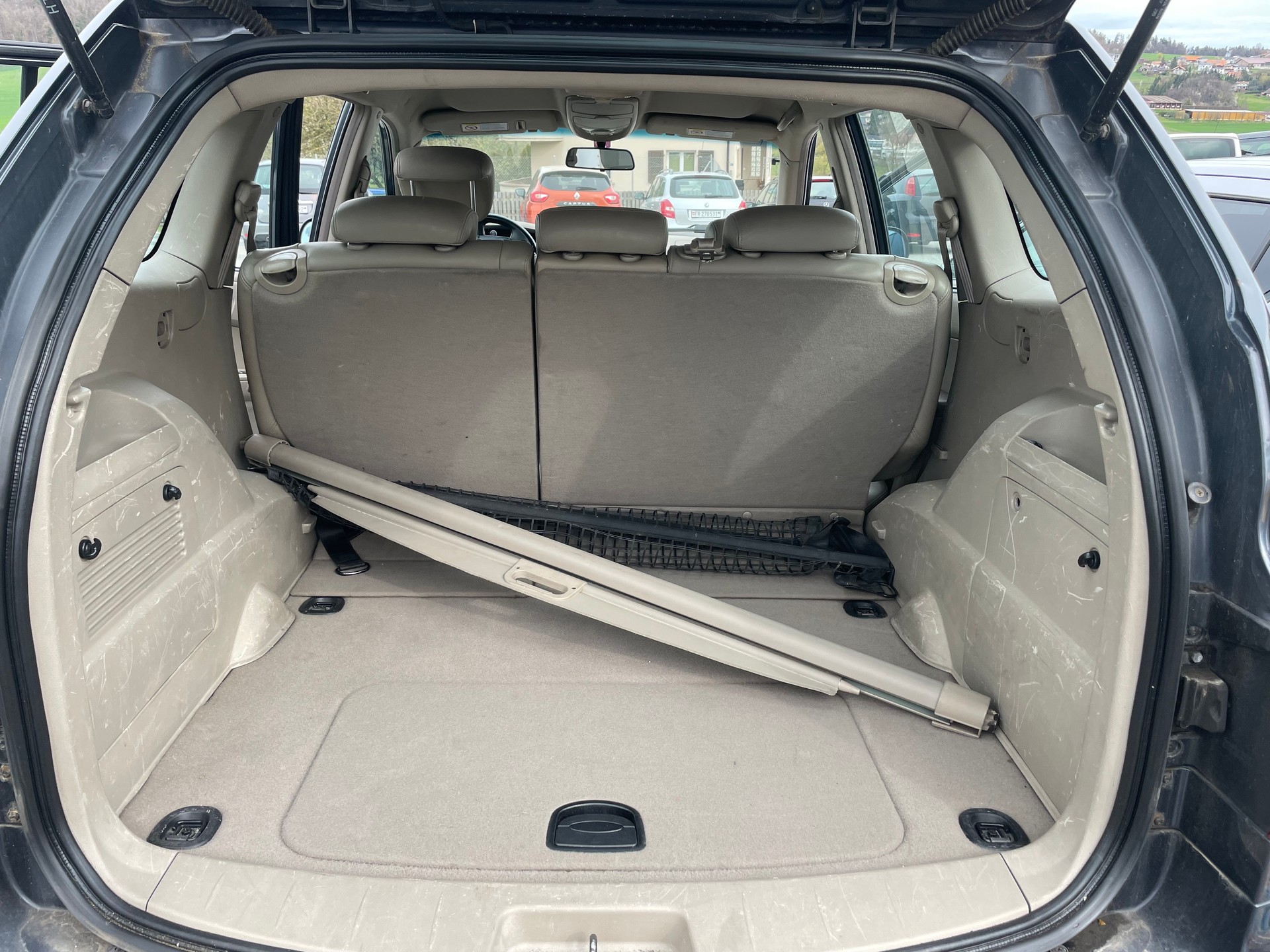 KGM-SsangYong Kyron 270 Xdi 4WD Comfort Automatic-image-7