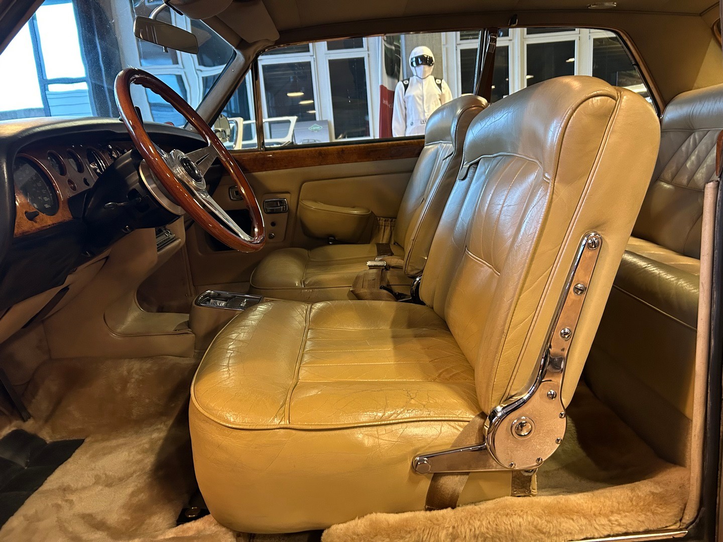 ROLLS-ROYCE Silver Shadow Coupé-image-7