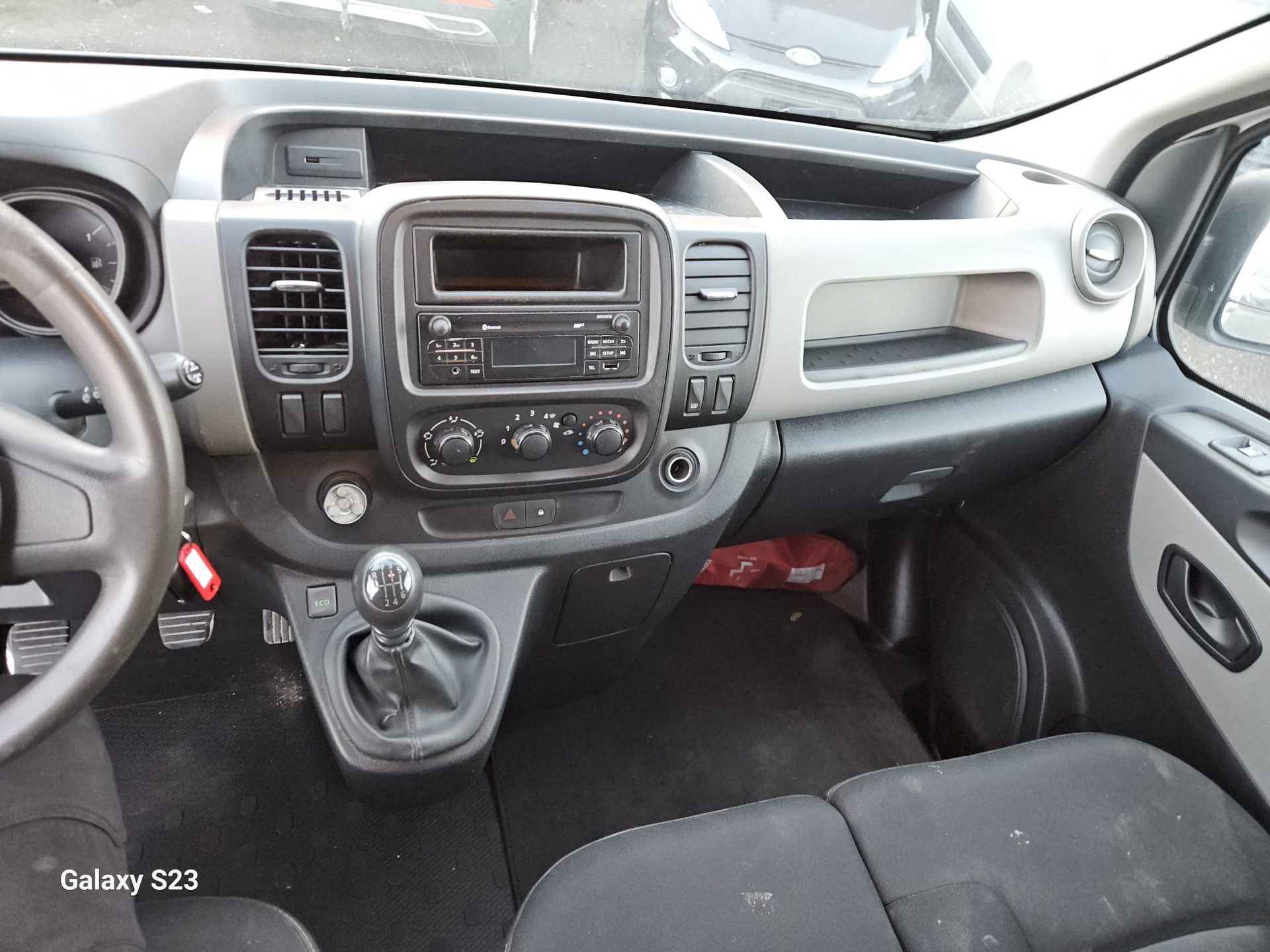 RENAULT Trafic 1.6 dCi 115 2.9t Business L2H1-image-7