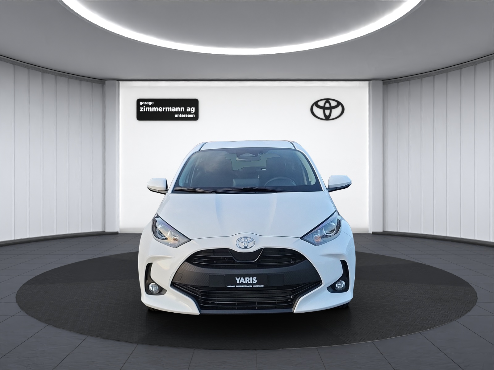 TOYOTA Yaris 1.5 VVT-i HSD Comfort-showroom-element-1
