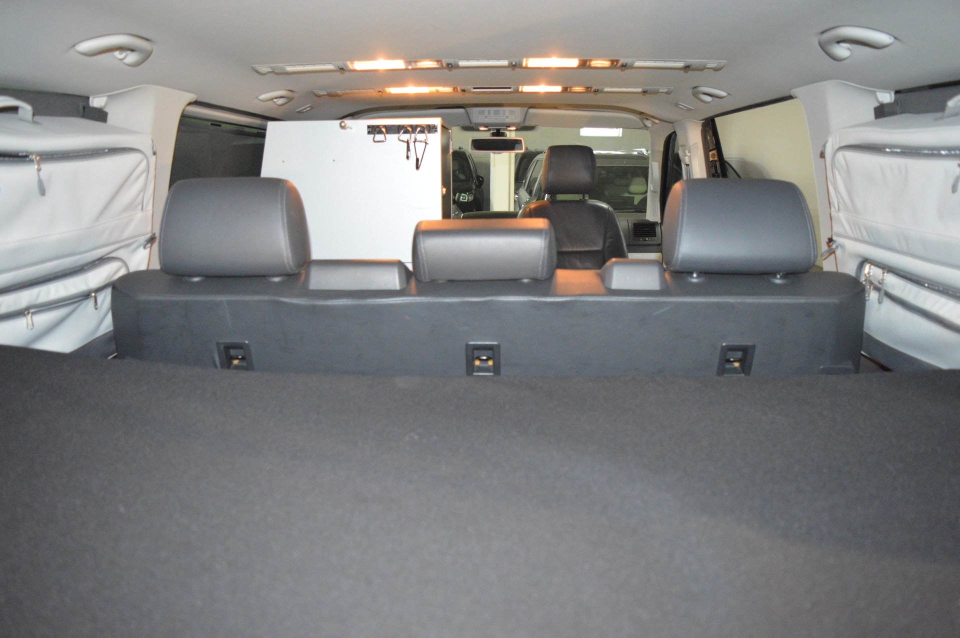 VW T5 Campingbus Multivan 2.0 Bi-TDI CR Highline DSG-image-30