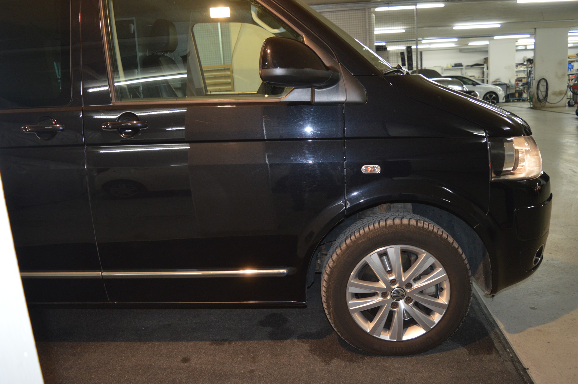 VW T5 Campingbus Multivan 2.0 Bi-TDI CR Highline DSG-image-31