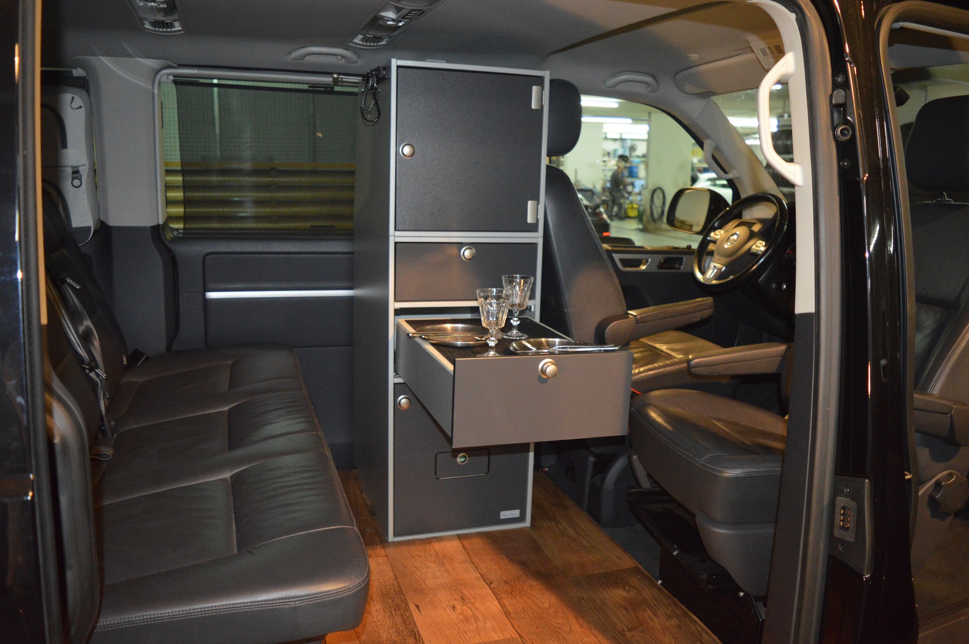 VW T5 Campingbus Multivan 2.0 Bi-TDI CR Highline DSG-image-24