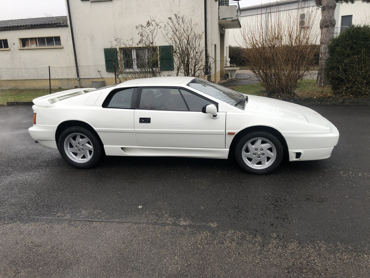 LOTUS ESPRIT 2.2 SE Turbo-image-15