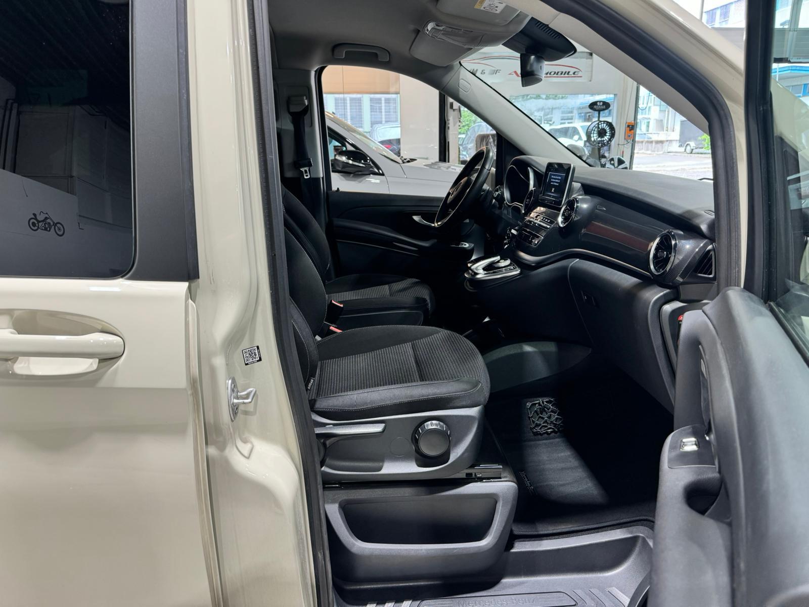 MERCEDES-BENZ V 220 d kurz 4matic Van CH FAHRZEUG-image-13