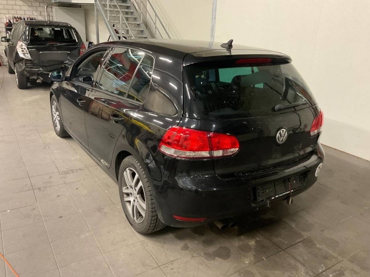 VW Golf 1.4 TSI Team DSG-image-3