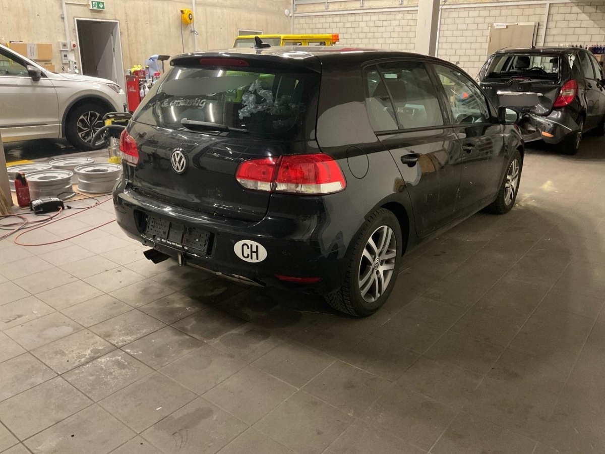 VW Golf 1.4 TSI Team DSG-image-1