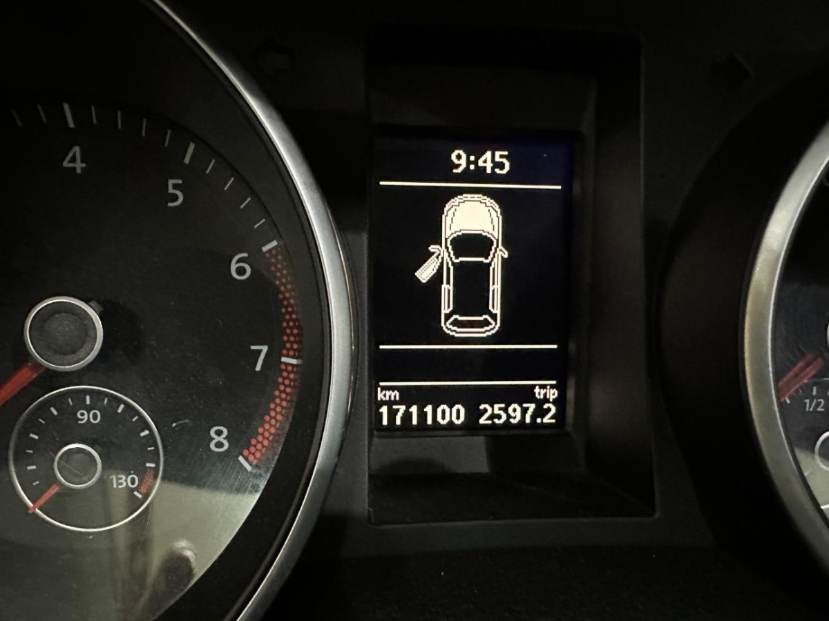 VW Golf 1.4 TSI Team DSG-image-9