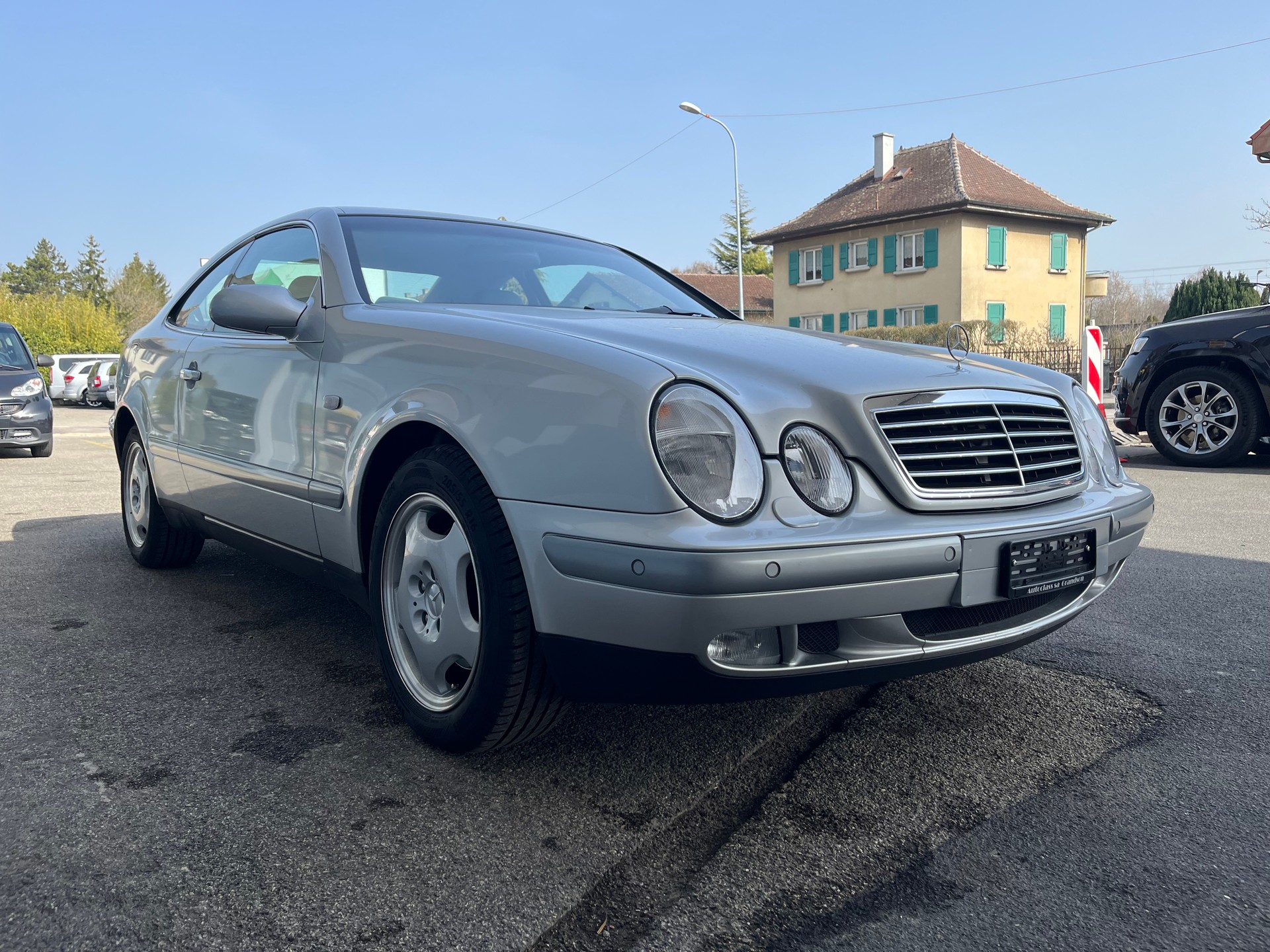 MERCEDES-BENZ CLK 320 Elégance Automatic-showroom-element-3