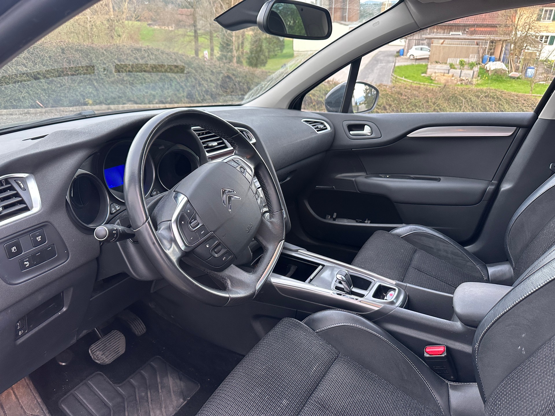 CITROEN C4 Berline 1.6 THP Exclusive EGS6-image-7