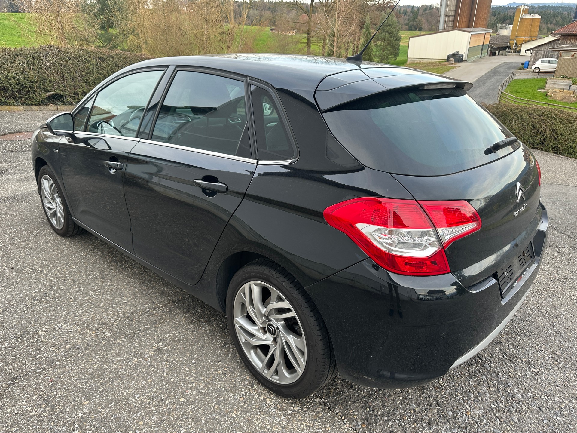CITROEN C4 Berline 1.6 THP Exclusive EGS6-image-6