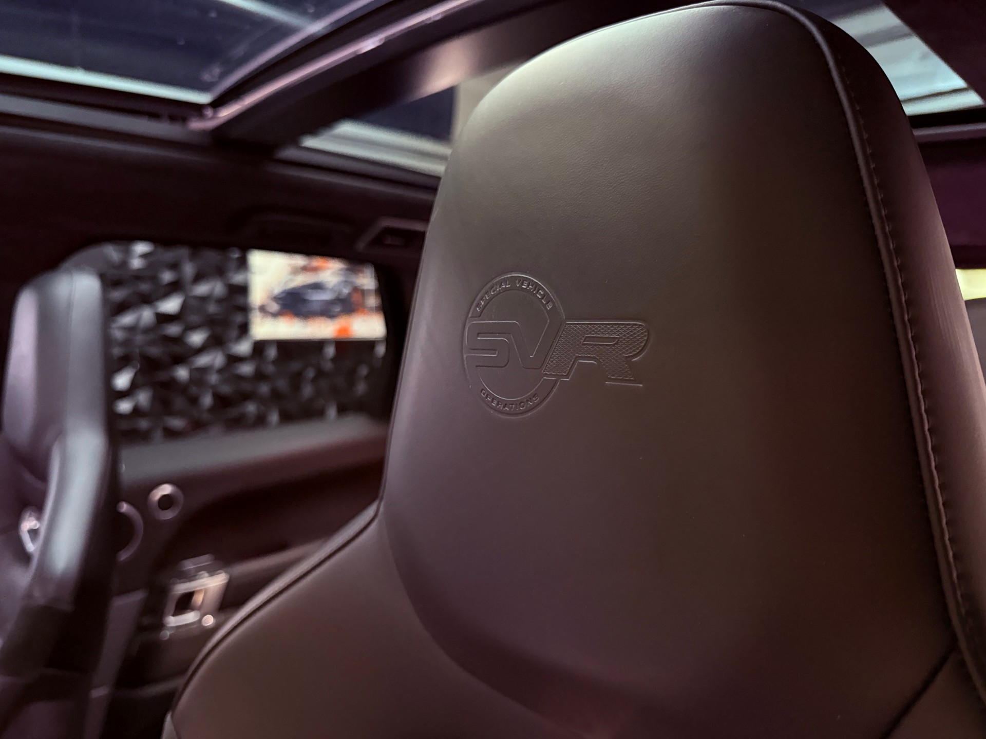 LAND ROVER Range Rover Sport 5.0 V8 S/C SVR Automatic-image-21