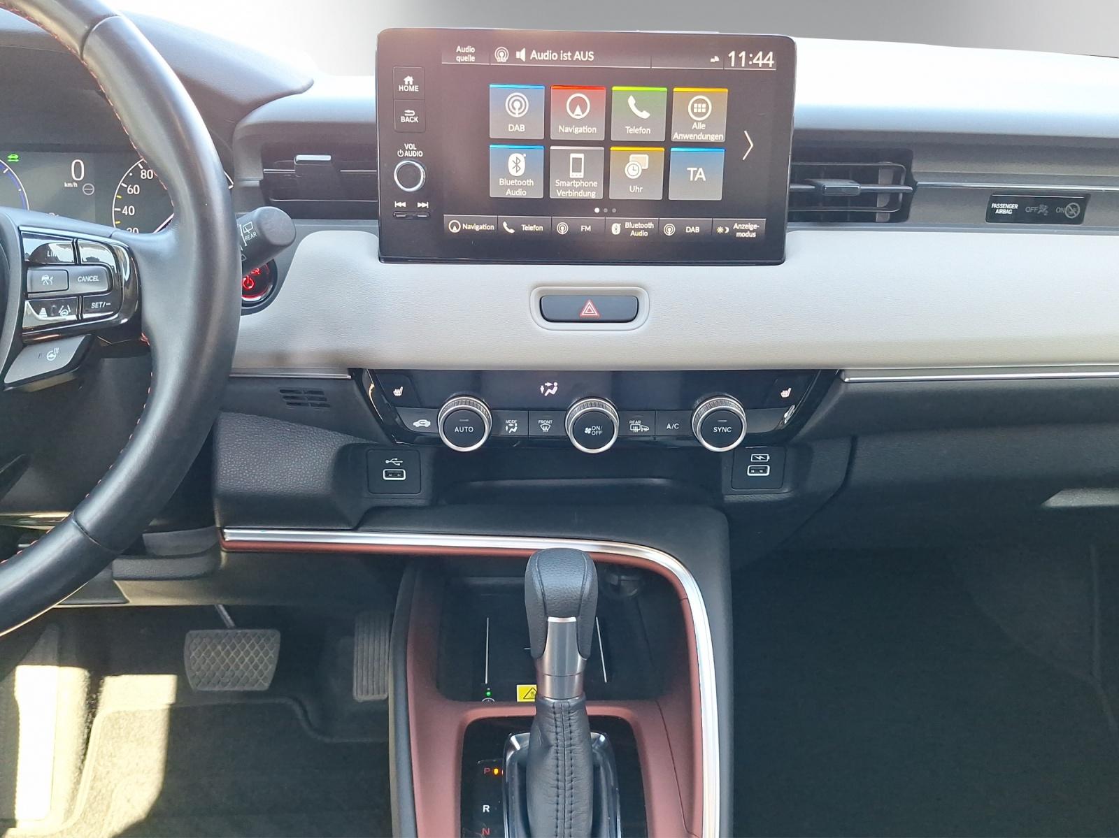 HONDA HR-V 1.5 i-MMD Advance Style-image-8